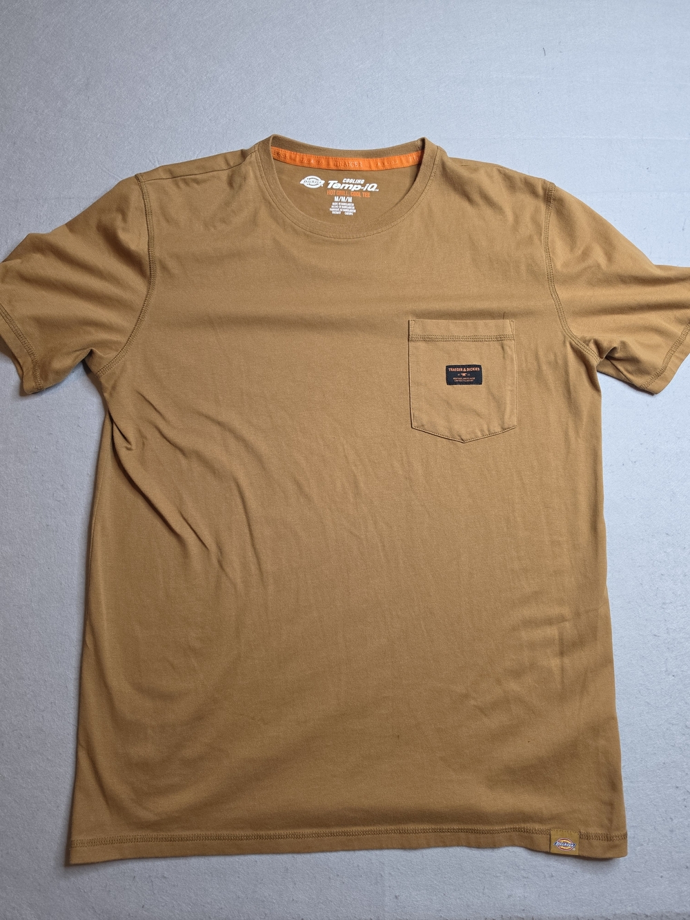 DICKIES Temp-iQ Performance Cooling Pocket T-Shirt Men’s Size M - Picture 2 of 9